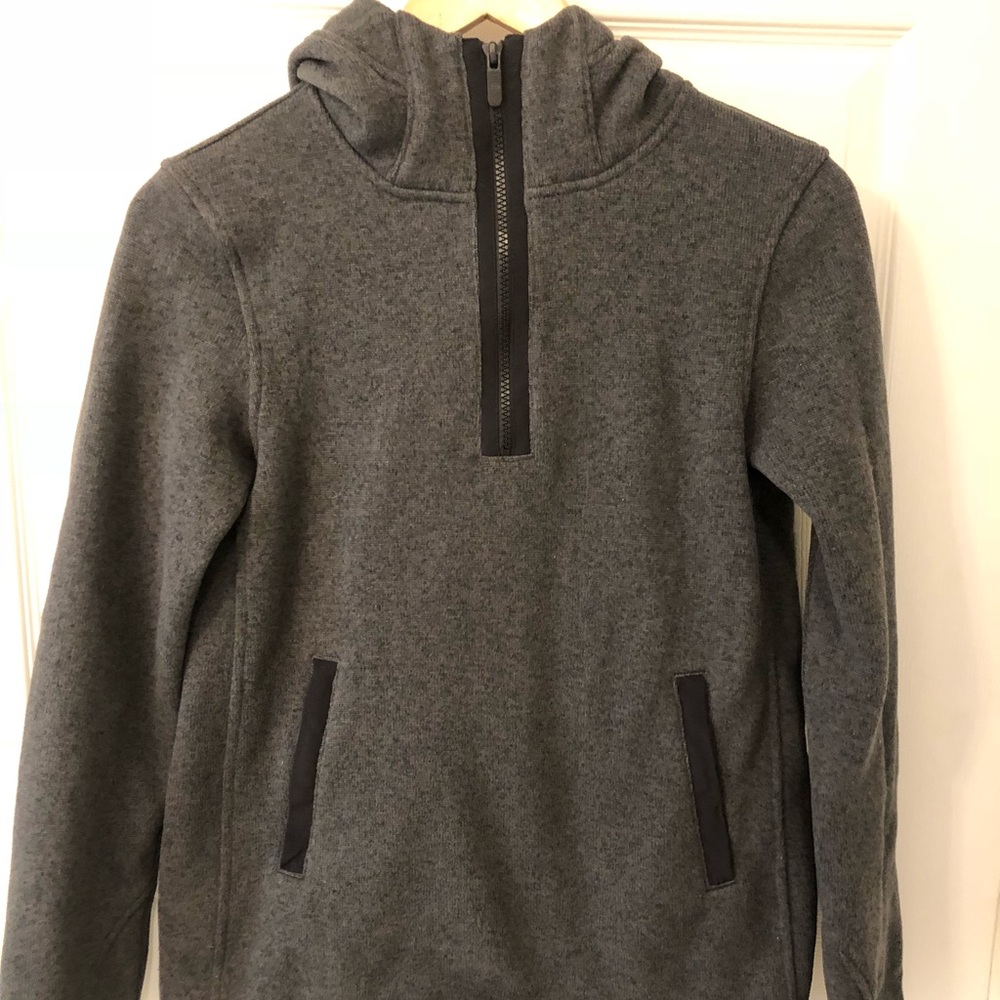 EUC Lululemon 1/4 Zip Hoodie